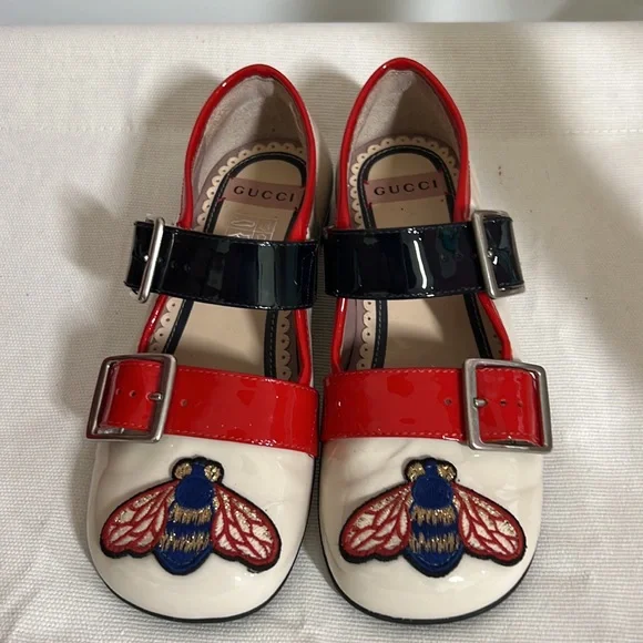 Gucci Girls Dress Shoes - Picture 2 of 4